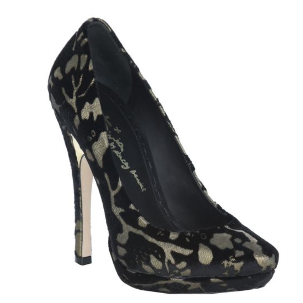 ALICE + OLIVIA Helena Gold & Black Velvet Pump